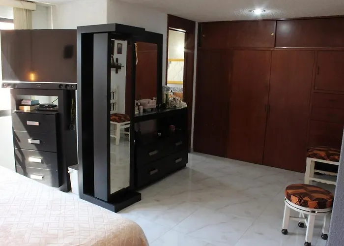 World Cup 2026 Accommodation, 5 Minutes From The Stadium Holiday home